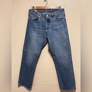 Levi’s premium straight jeans